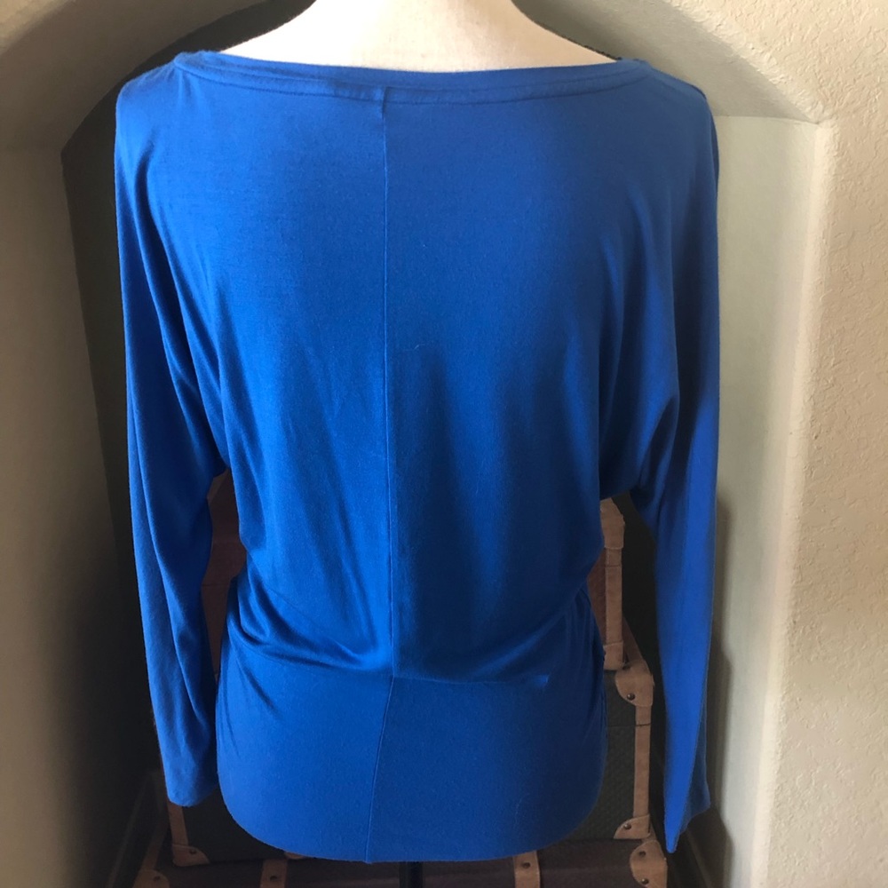 Ladies Top - Picture 2 of 3
